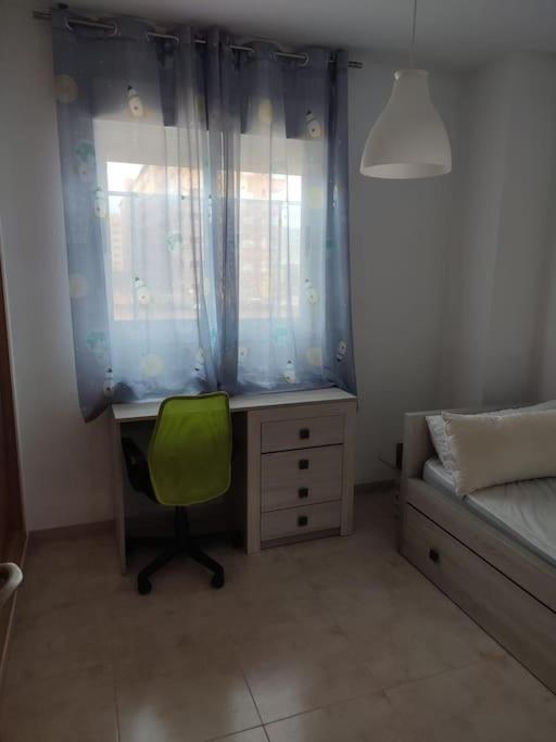 Apartamento En Primera Linea De Playa Con Vistas กาบาเนส ภายนอก รูปภาพ